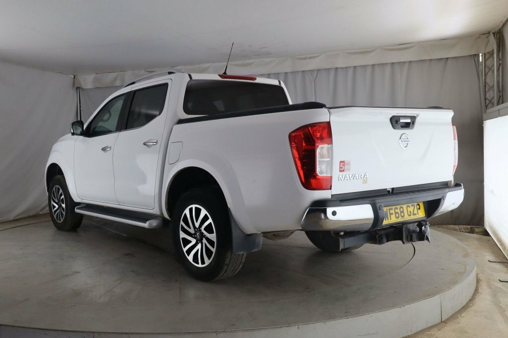 Nissan Navara Dci Tekna Pickup Double Yellow #4