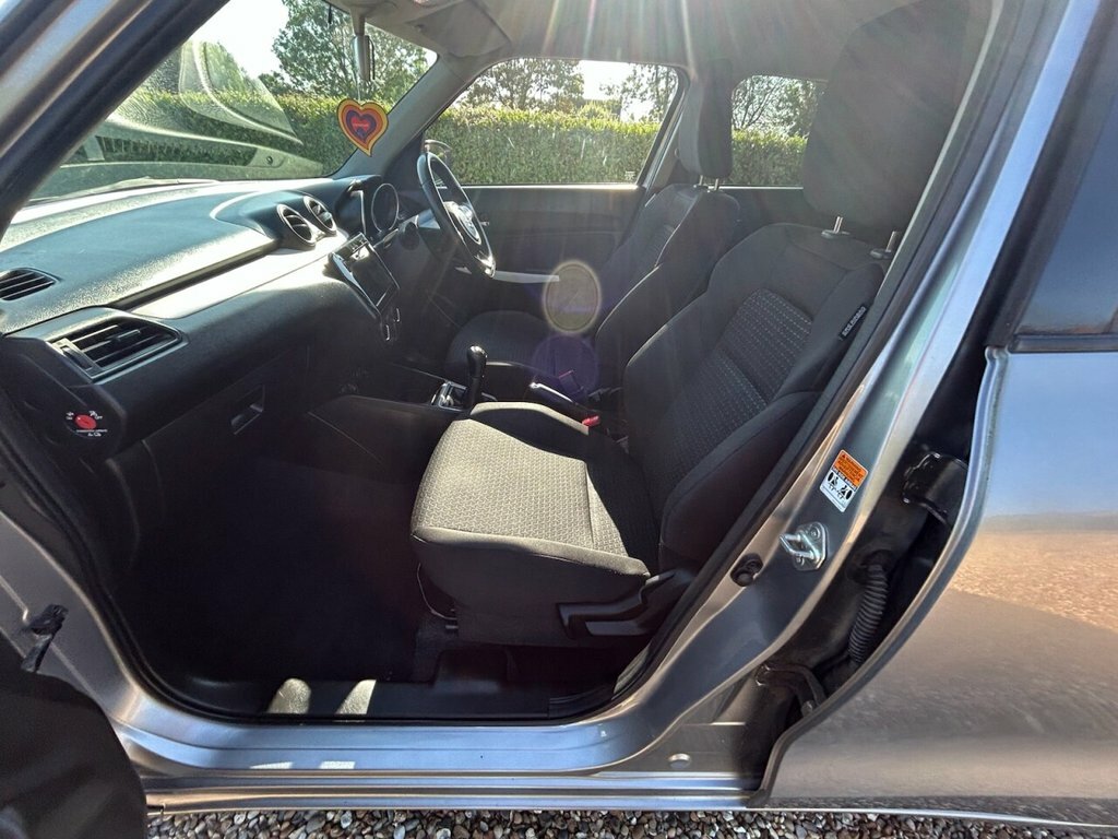 Suzuki Swift Swift 1.0 Boosterjet Sz5 Euro 6 5Dr1767 Suzu Blue #29