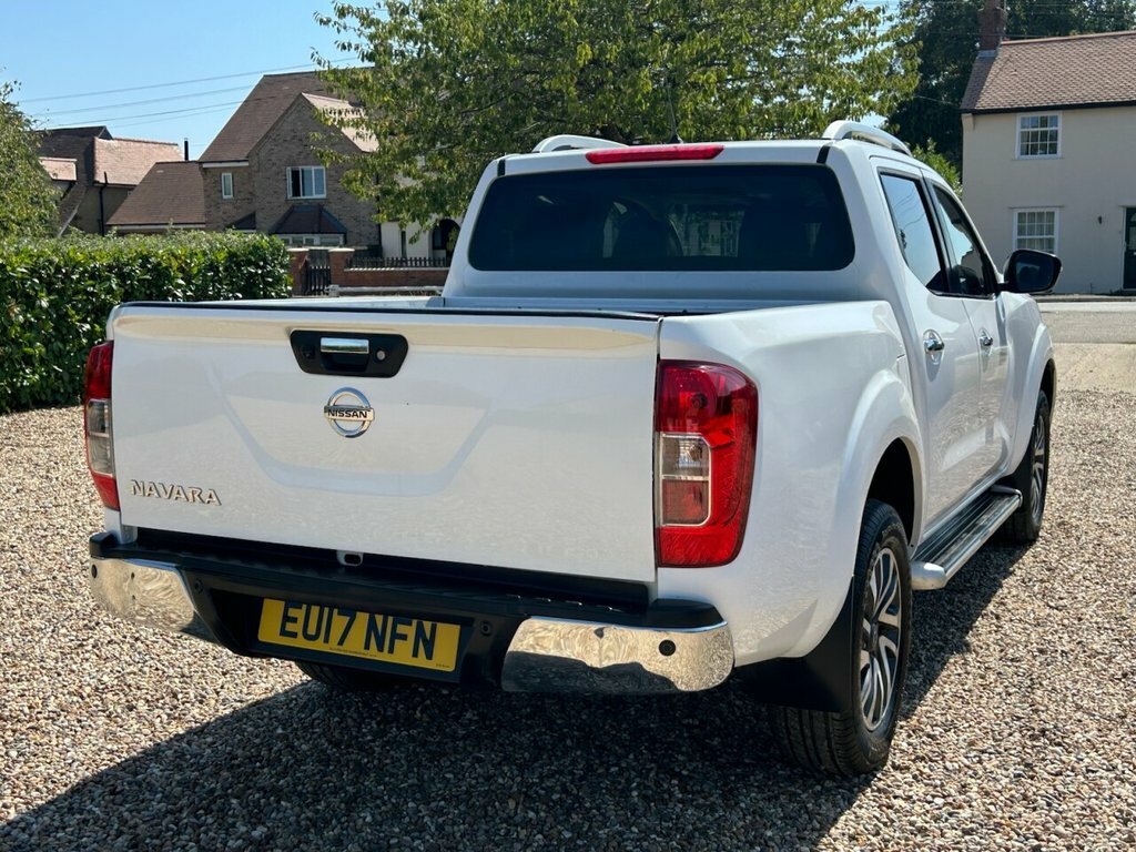 Nissan Navara 2.3 Dci Tekna Double Cab Pickup 4Wd Euro 6 Ss Black #3