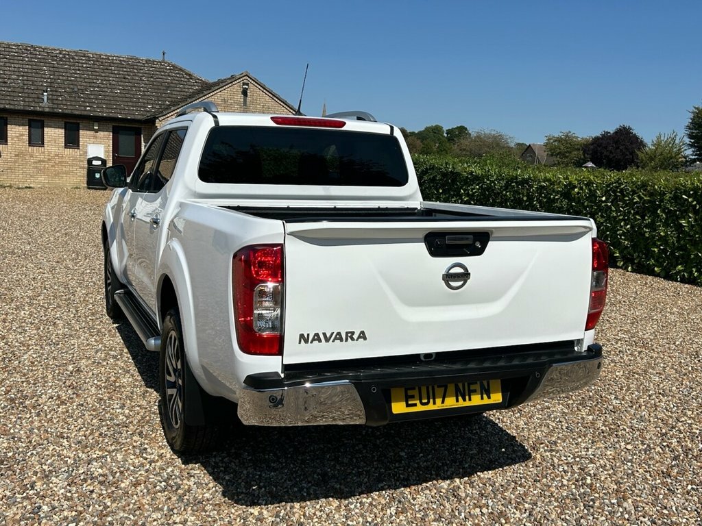 Nissan Navara 2.3 Dci Tekna Double Cab Pickup 4Wd Euro 6 Ss Black #49