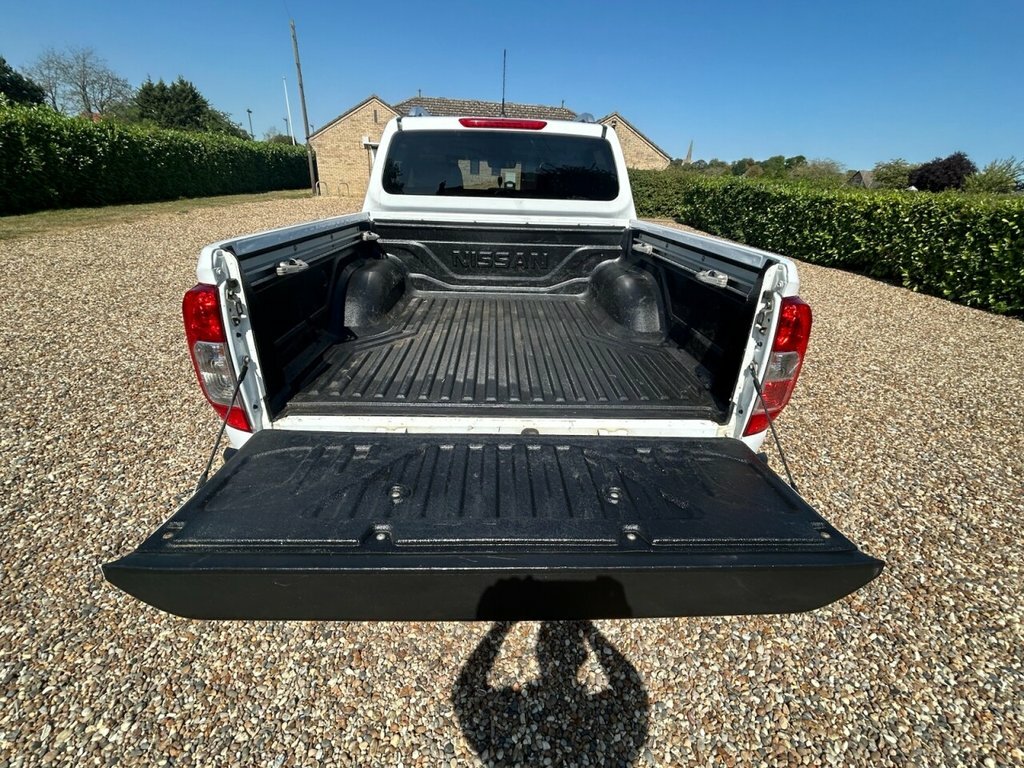 Nissan Navara 2.3 Dci Tekna Double Cab Pickup 4Wd Euro 6 Ss Black #28