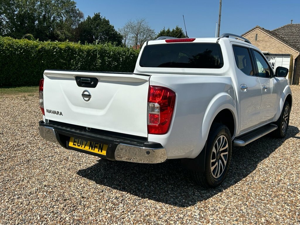 Nissan Navara 2.3 Dci Tekna Double Cab Pickup 4Wd Euro 6 Ss Black #55