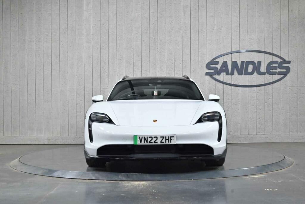 Porsche Taycan 4 White #4