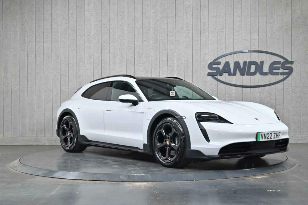 Porsche Taycan 4 White