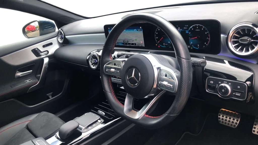 Mercedes-Benz A Class A 200 Amg Line Premium Blue #3