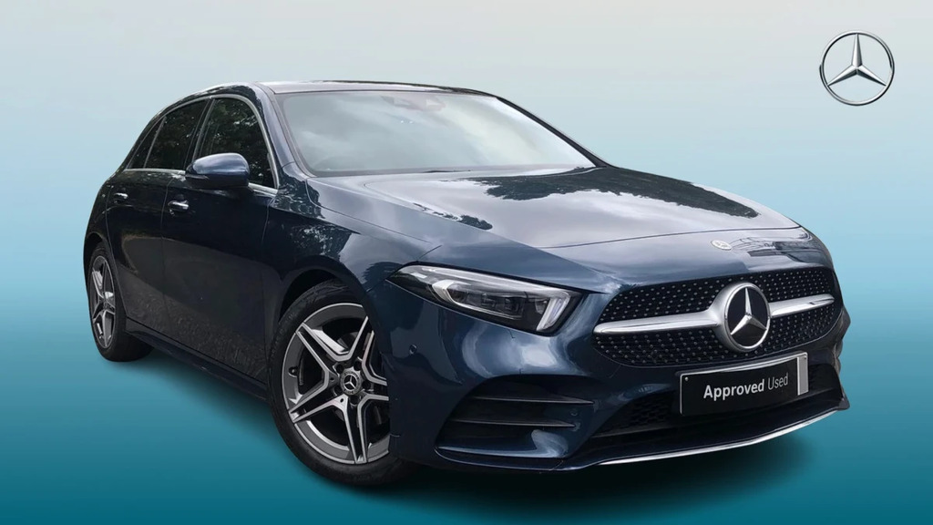 Mercedes-Benz A Class A 200 Amg Line Premium Blue