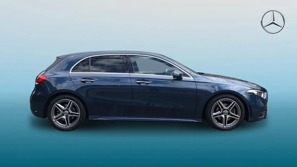 Mercedes-Benz A Class A 200 Amg Line Premium Blue #4