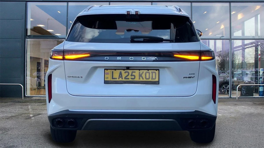 Omoda 9 9 Noble Phev All-wheel Drive White #4