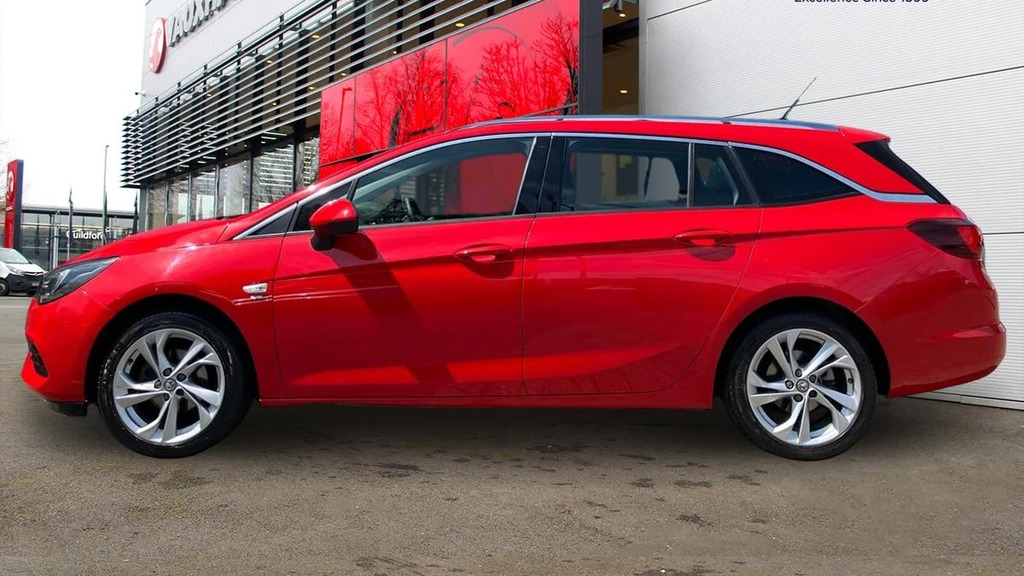Vauxhall Astra Turbo Elite Nav Hatchback Euro 6 Red #5