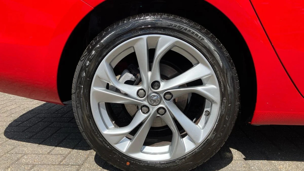 Vauxhall Astra Turbo Elite Nav Hatchback Euro 6 Red #42