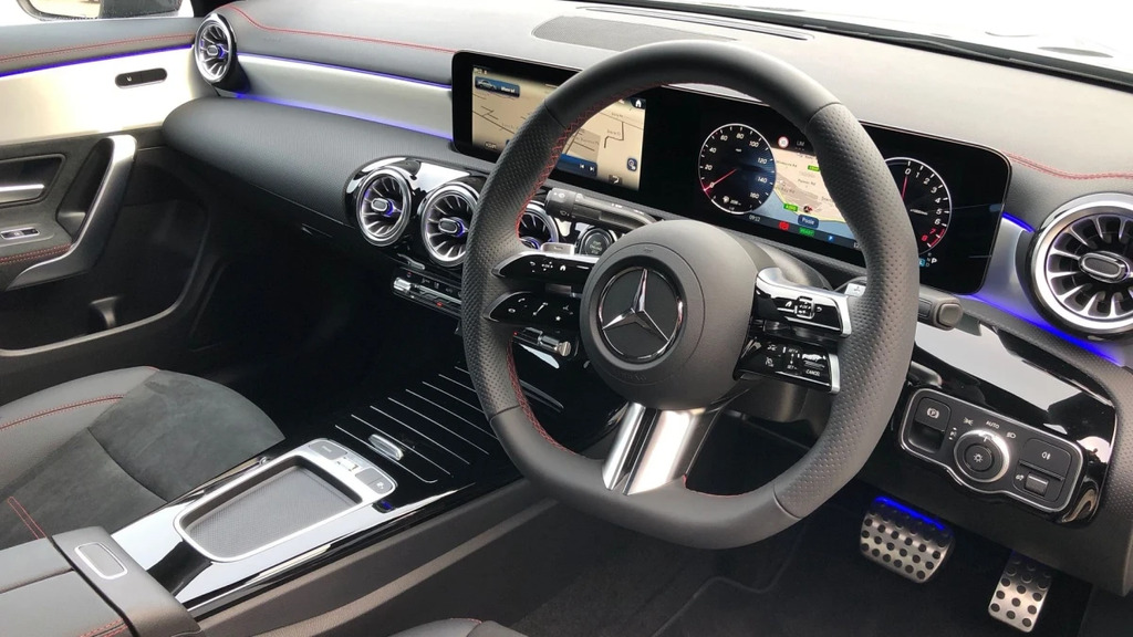 Mercedes-Benz CLA Class Cla 250 Amg Line Executiv Grey #3