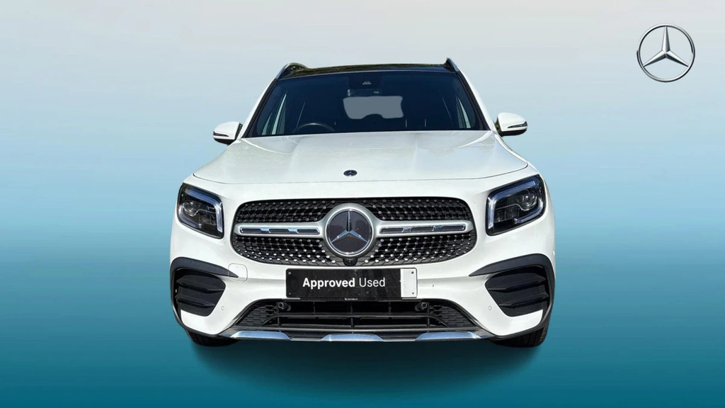 Mercedes-Benz GLB Class Glb 200 Amg Line Premium White #6
