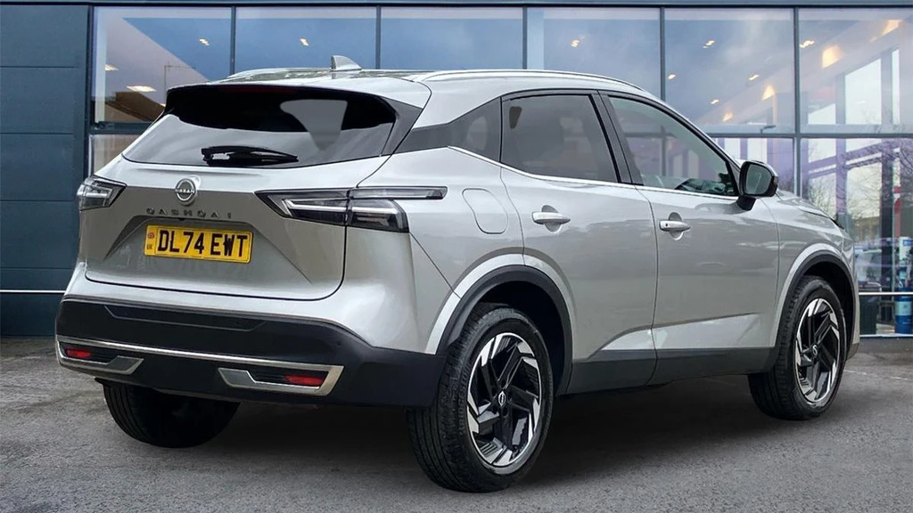 Nissan Qashqai Qashqai N-connecta Dig-t Silver #3