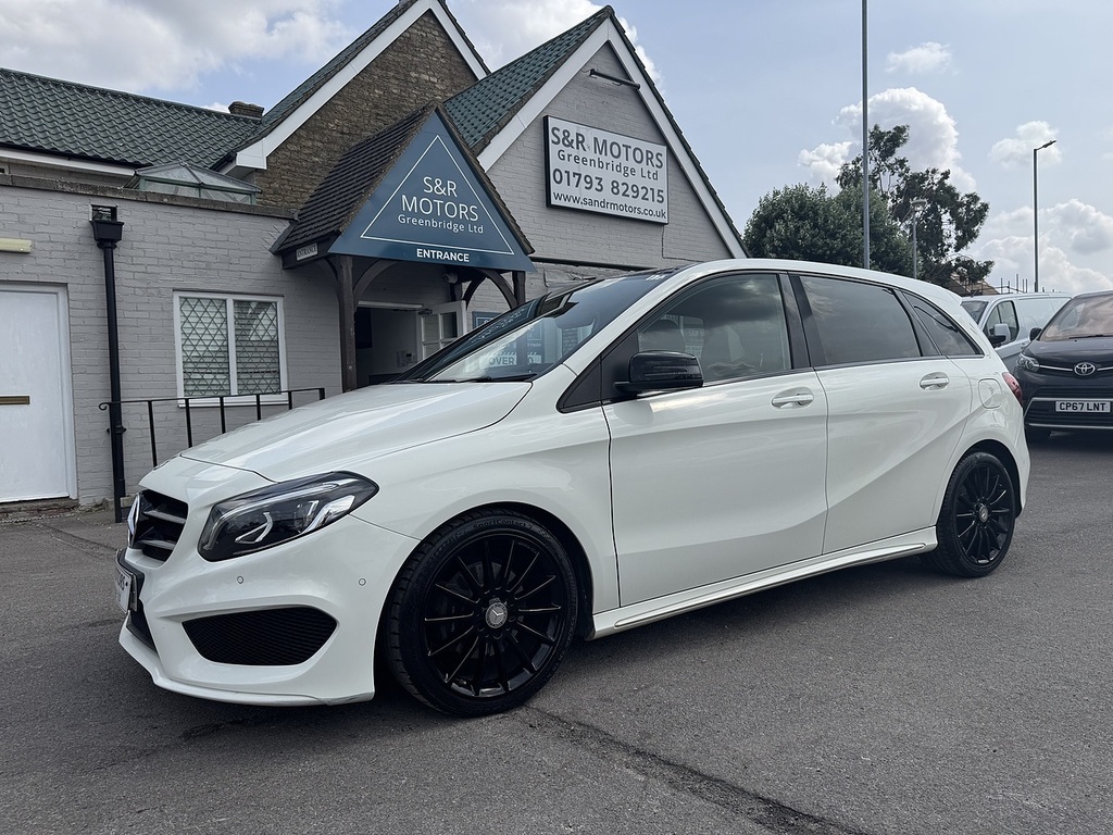 Mercedes-Benz B Class B200d Amg Line White #2