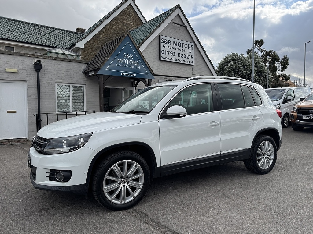 Volkswagen Tiguan Tdi Bluemotion Tech Match Edition White #3