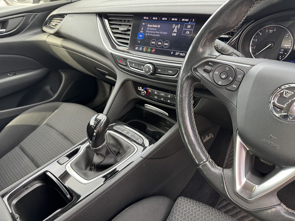 Vauxhall Insignia Vauxhall Grand Spo 1.5 Turbo D Design Silver #18