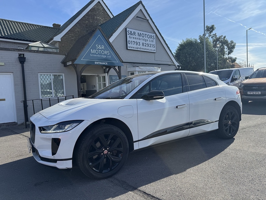 Jaguar I-Pace 400 Black White