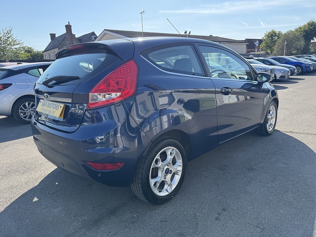 Ford Fiesta Zetec Blue #4