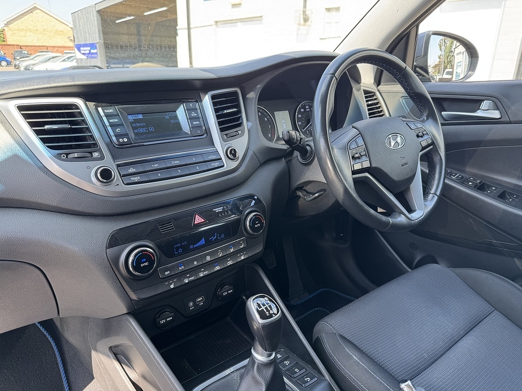 Hyundai Tucson 1.6 Gdi Blue Drive Se Nav 2Wd Black #27