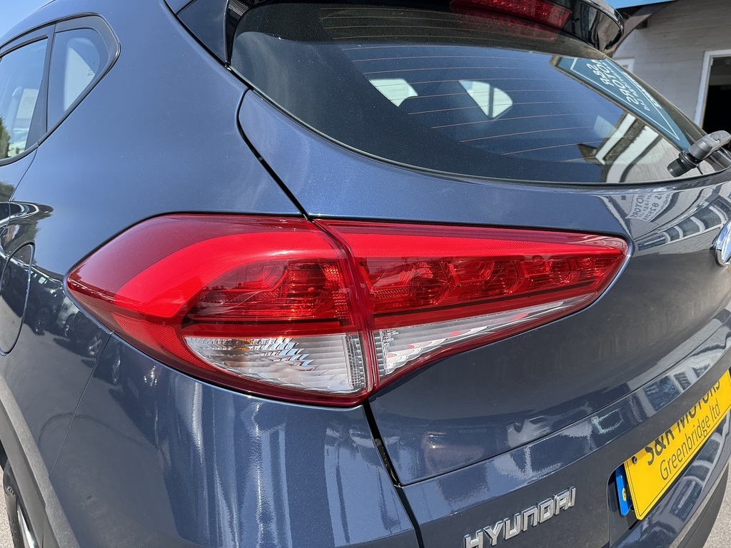 Hyundai Tucson 1.6 Gdi Blue Drive Se Nav 2Wd Black #13