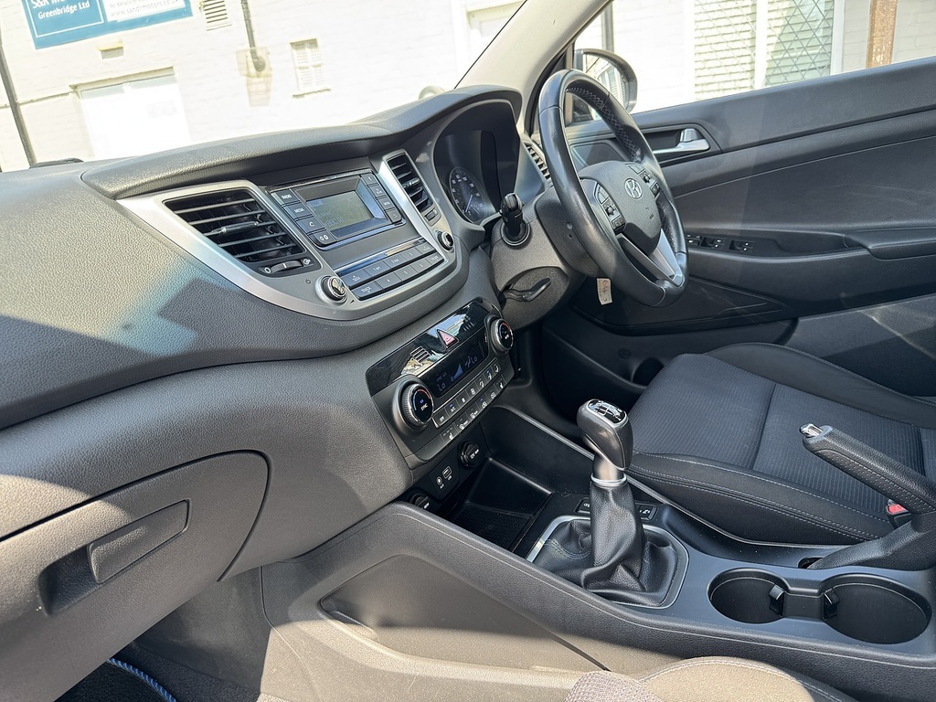 Hyundai Tucson 1.6 Gdi Blue Drive Se Nav 2Wd Black #30