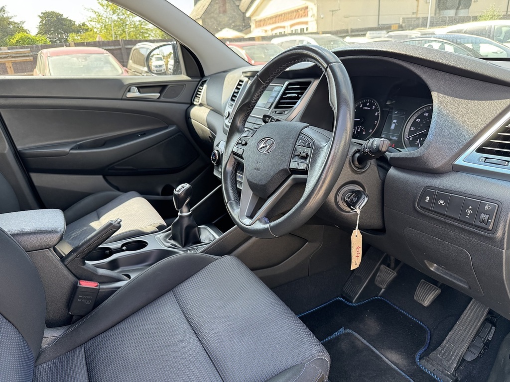 Hyundai Tucson 1.6 Gdi Blue Drive Se Nav 2Wd Black #20
