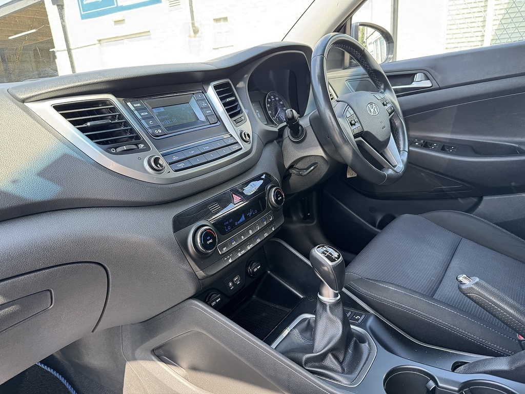 Hyundai Tucson 1.6 Gdi Blue Drive Se Nav 2Wd Black #29
