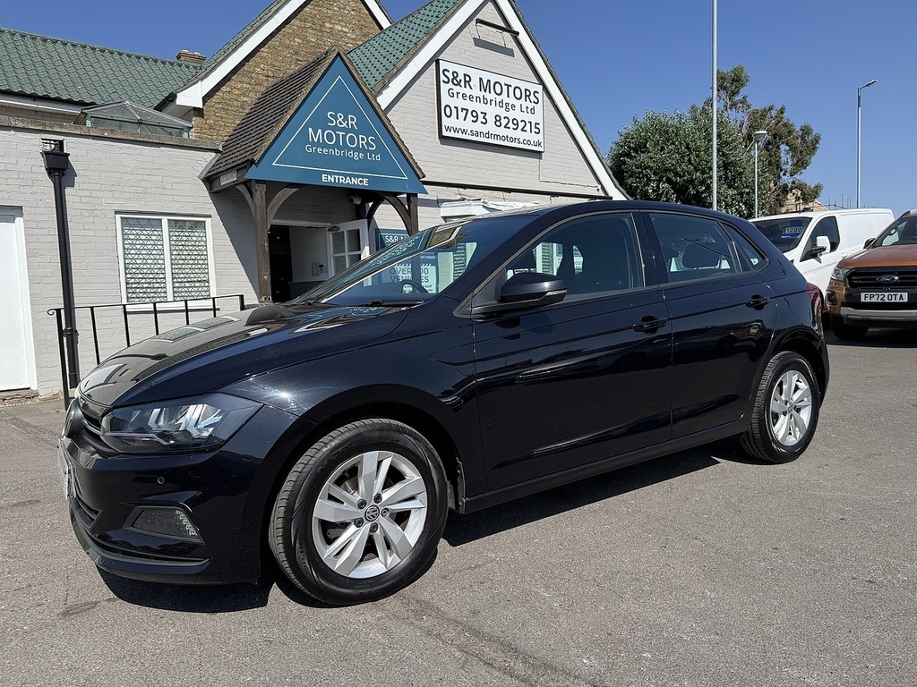 Volkswagen Polo Tsi Se Black #2