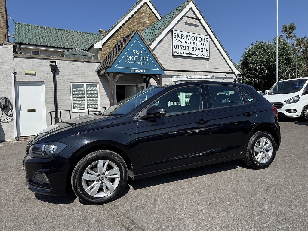 Volkswagen Polo Tsi Se Black #3
