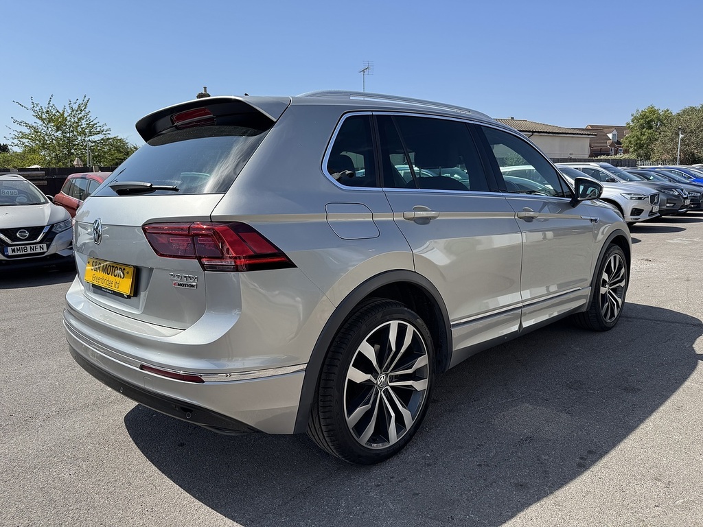Volkswagen Tiguan Tdi Bluemotion Tech R-line Silver #4
