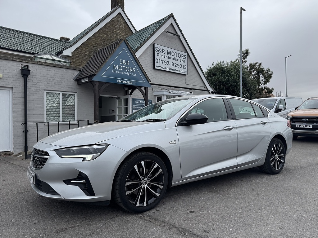 Vauxhall Insignia Turbo D Design Silver #2