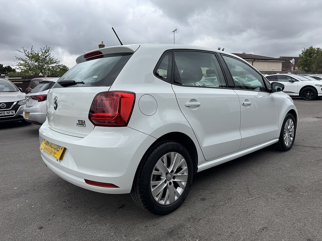 Volkswagen Polo Tsi Bluemotion Tech Se AW15HCC White #4