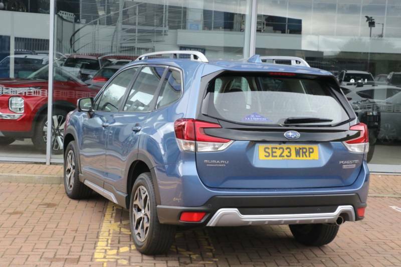 Subaru Forester 2.0I E-boxer Xe Lineartronic Blue #4