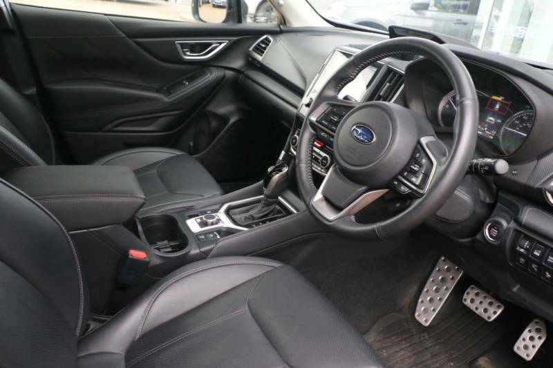 Subaru Forester 2.0I E-boxer Xe Premium Lineartronic Silver #6