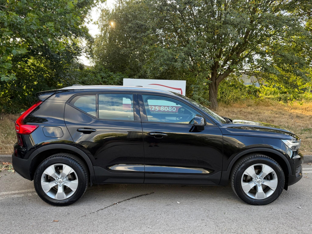Volvo XC40 2.0 D3 Momentum Euro 6 Ss Black #6