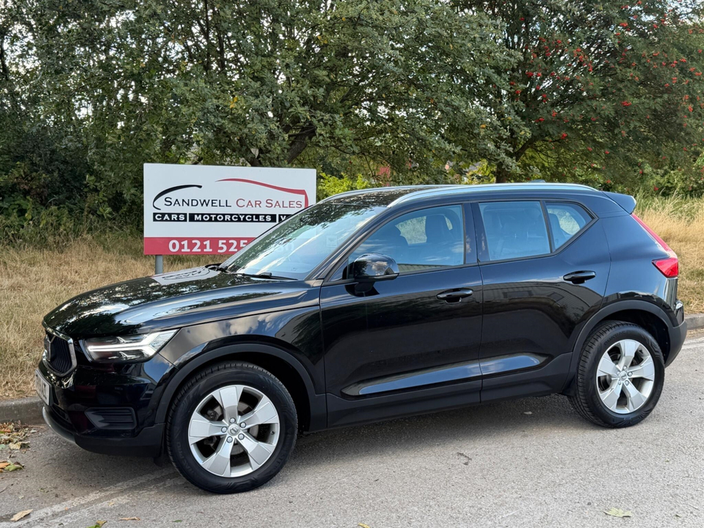 Volvo XC40 2.0 D3 Momentum Euro 6 Ss Black