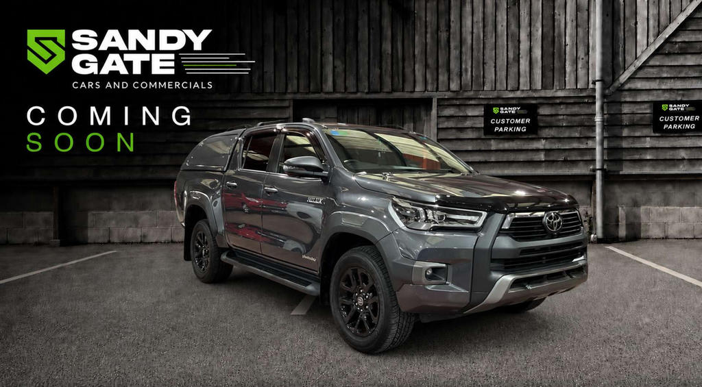Toyota HILUX D-4d-h Invincible X Pickup Hybrid 4Wd 