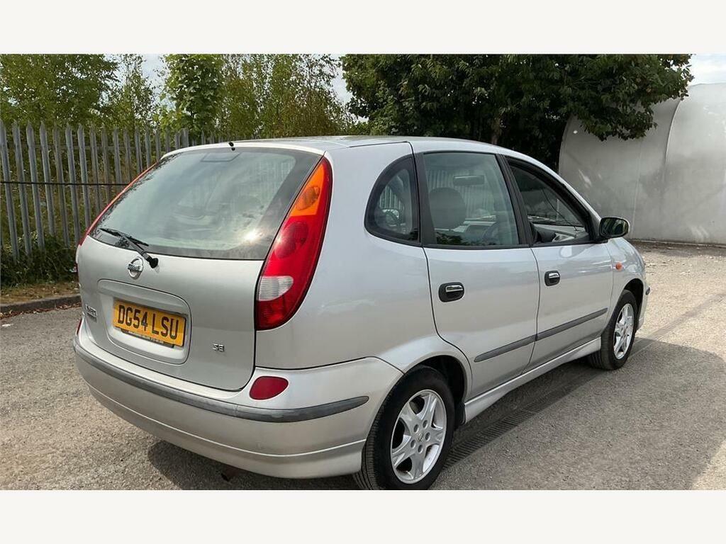 Nissan Almera Tino 1.8 Se Silver #5