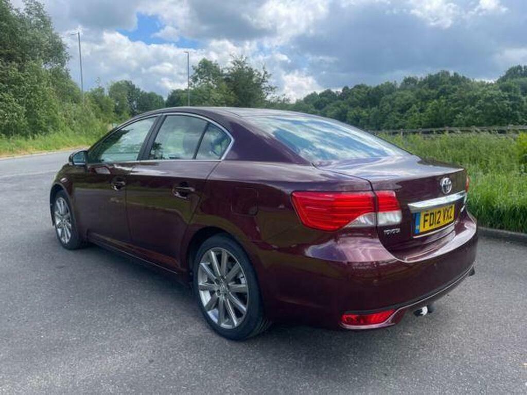Toyota Avensis 2.2 D-4d T Spirit Euro 5 Red #5
