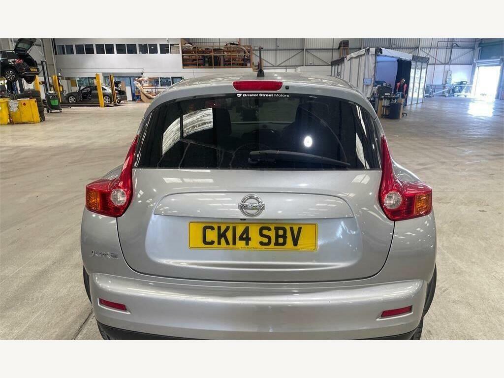 Nissan Juke 1.6 Visia Suv Euro 5 94 Ps White #4