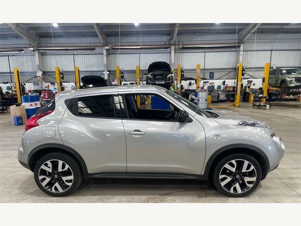Nissan Juke 1.6 Visia Suv Euro 5 94 Ps White #2