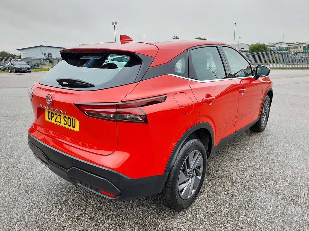 Nissan Qashqai 1.3 Dig-t Acenta Premium Mhev 17185 Miles Red #5