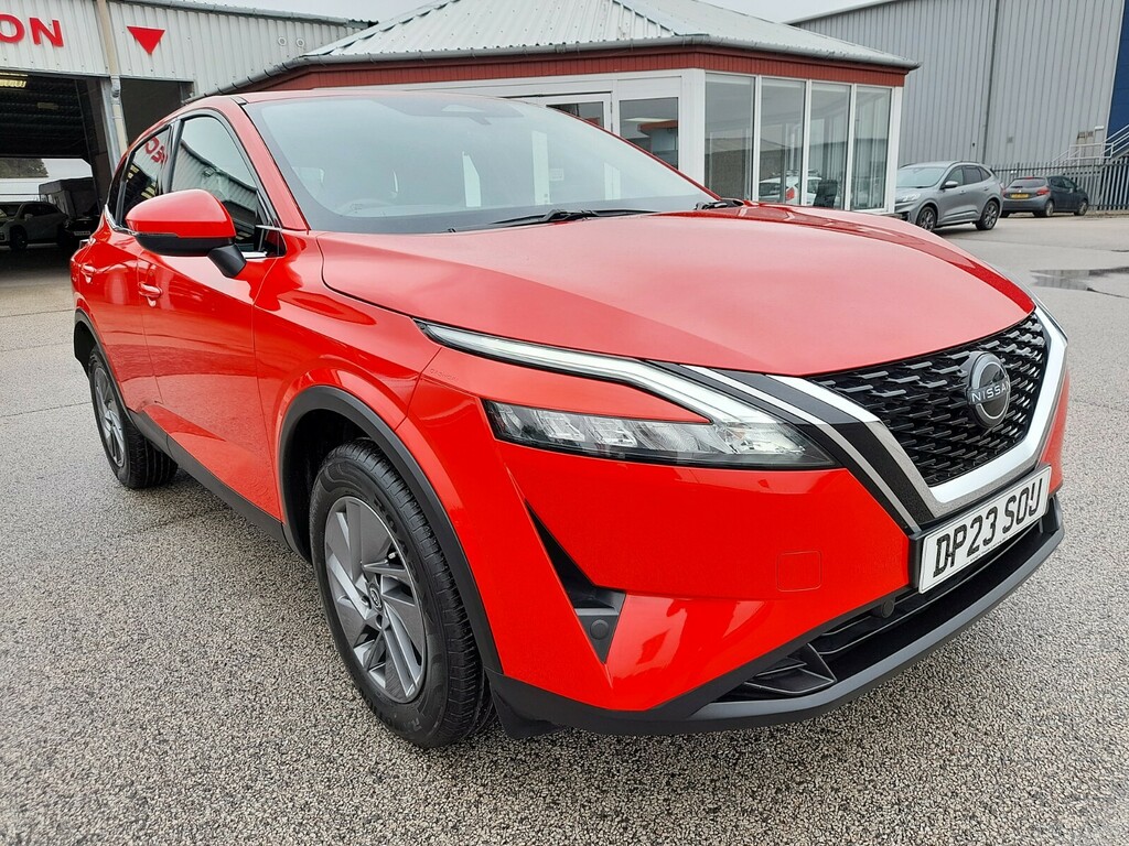 Nissan Qashqai 1.3 Dig-t Acenta Premium Mhev 17185 Miles Red #2