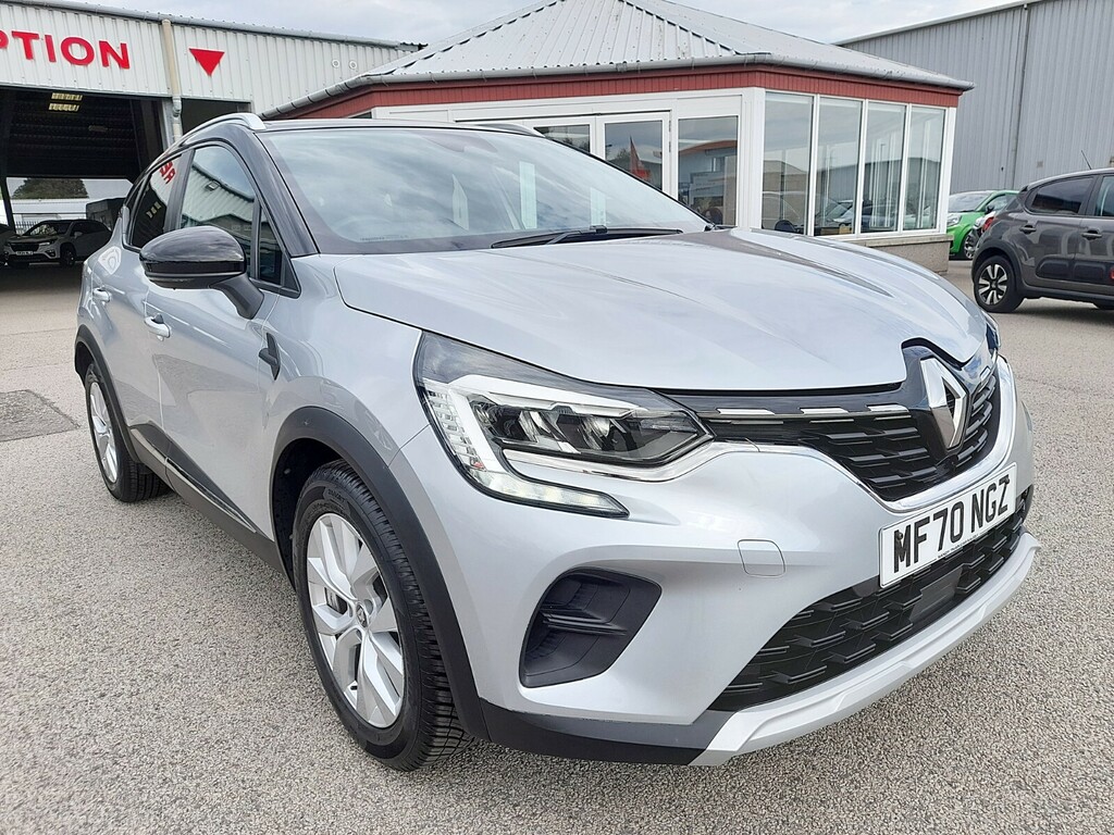 Renault Captur 0.9 Tce 100 Iconic Nav Black #2
