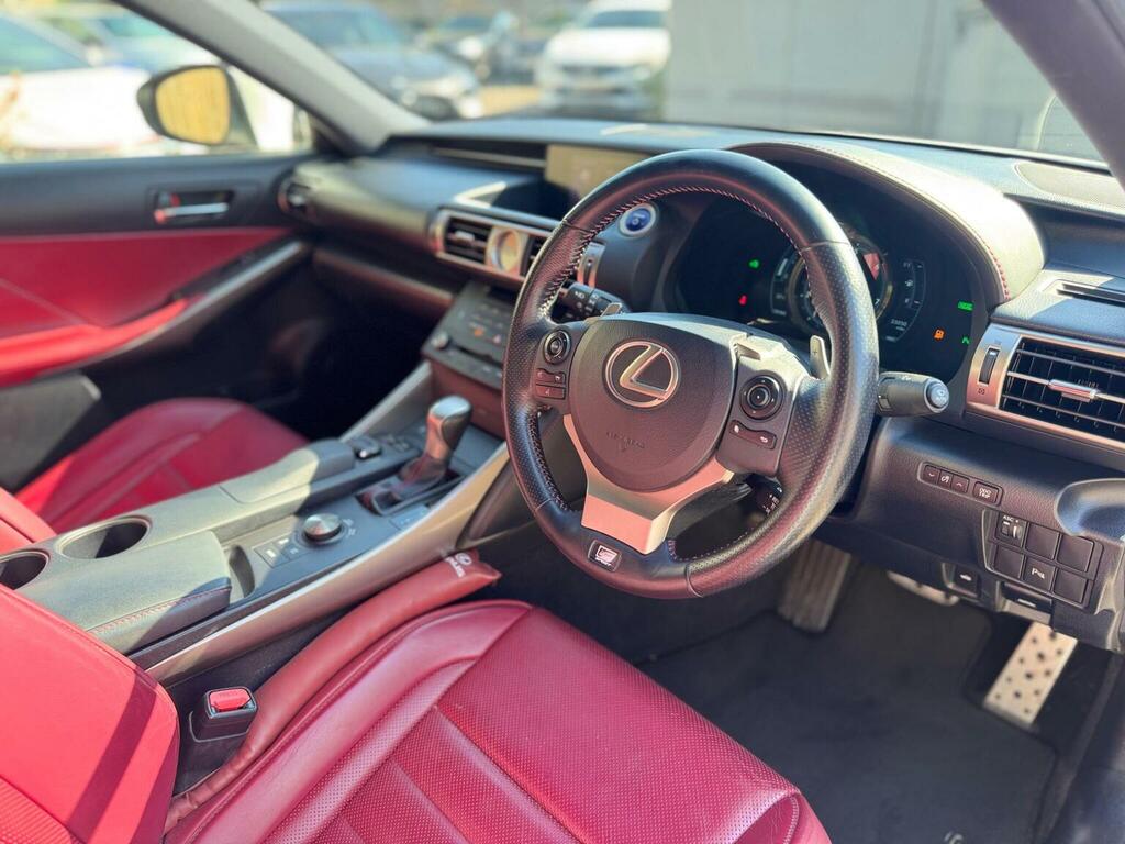 Lexus IS Lexus 300H F-sport Cvt Saloon White #16