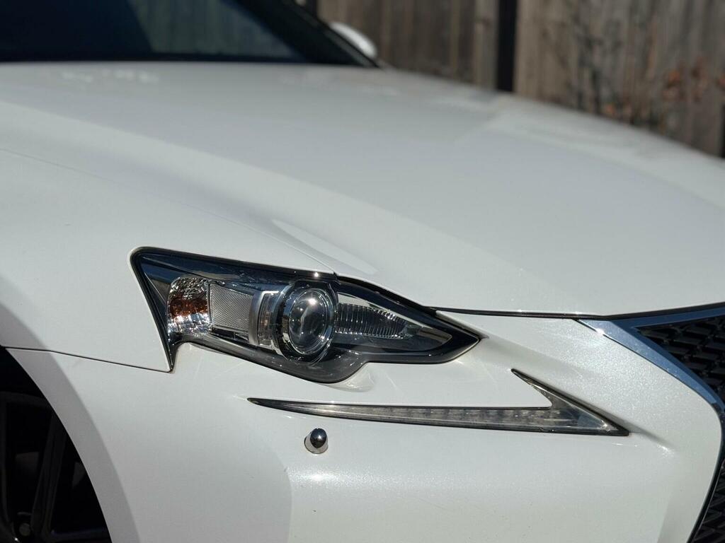 Lexus IS Lexus 300H F-sport Cvt Saloon White #7