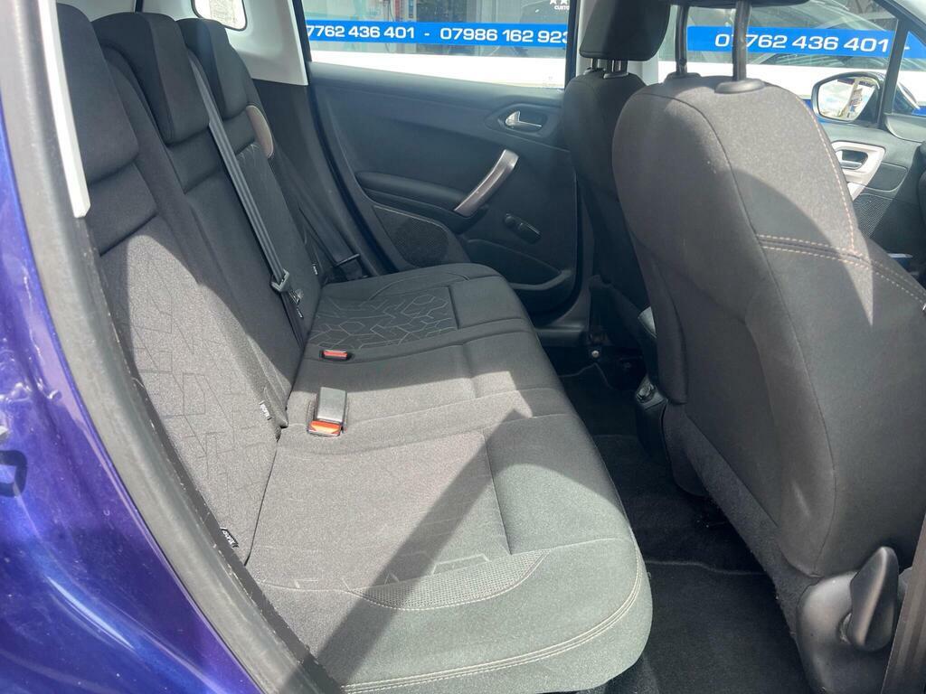 Peugeot 2008 1.6 Bluehdi 100 Allure Grey #23