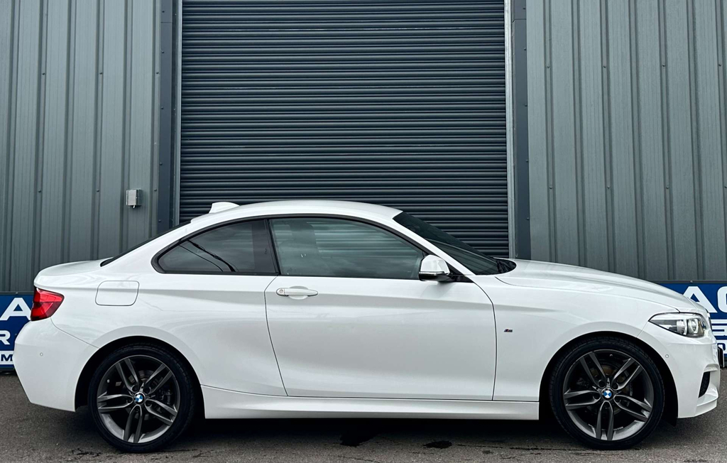 BMW 2 Series M Sport White #4
