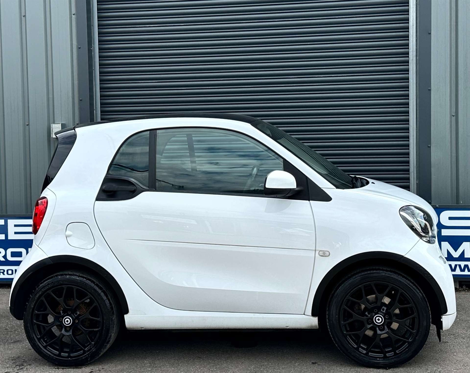 Smart Fortwo Edition White #4