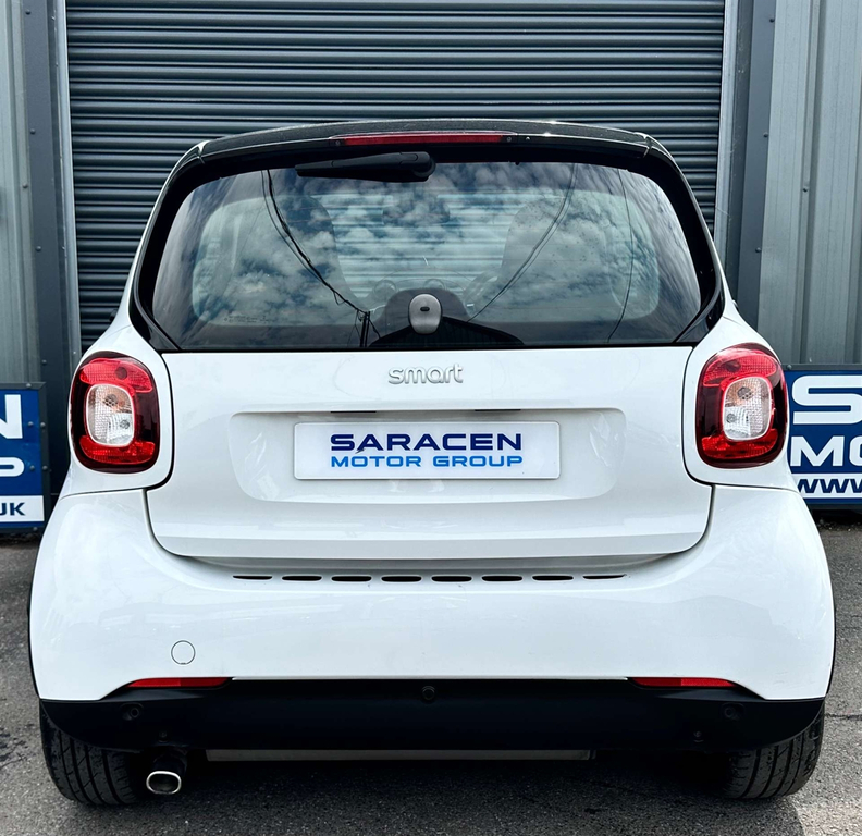 Smart Fortwo Edition White #6